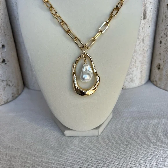 Gold and Pearl Pendant Paperclip Necklace 18in + 3in Layering Necklace NWT - Picture 7 of 8